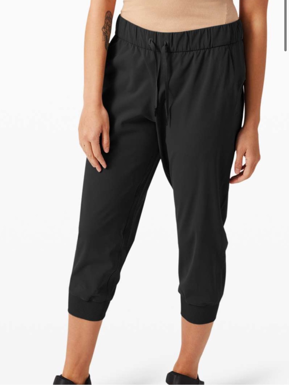 Lululemon On The Fly Jogger